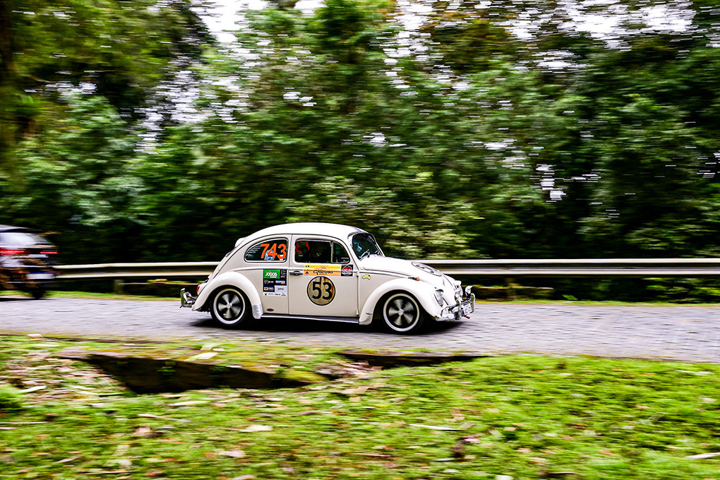 Os carros da categoria clássicos chamaram a atenção na 38ª edição do Rali da Graciosa, tradição competição paranaense - Foto: Divulgação