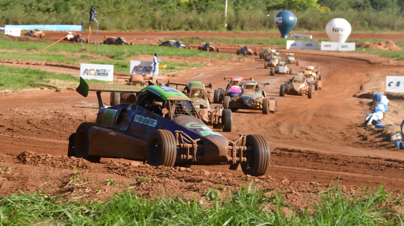 Rio Verde (GO) recebe elite do Brasileiro de velocidade na terra Rio Verde (GO) recebe elite do Brasileiro de velocidade na terra