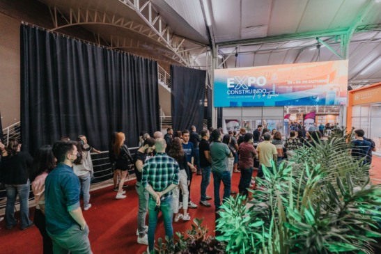 Participe da 10ª edição da ExpoConstruindo em Cascavel, a maior feira de construção com 100 expositores e muitas novidades - Foto: Assessoria 