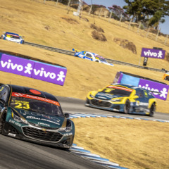 Zucchini conquista primeiro pódio em carros de turismo