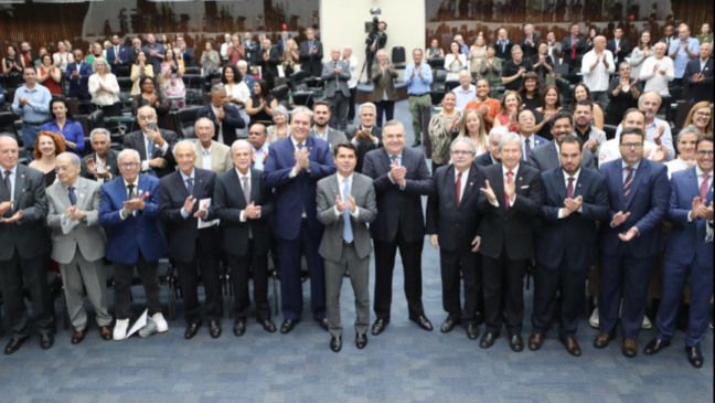 A Assembleia Legislativa do Paraná promoveu mais de 100 eventos entre janeiro e julho de 2025, destacando o Alep na valorização social - Foto: Valdir Amaral/Alep A Assembleia Legislativa do Paraná promoveu mais de 100 eventos entre janeiro e julho de 2025, destacando o Alep na valorização social - Foto: Valdir Amaral/Alep