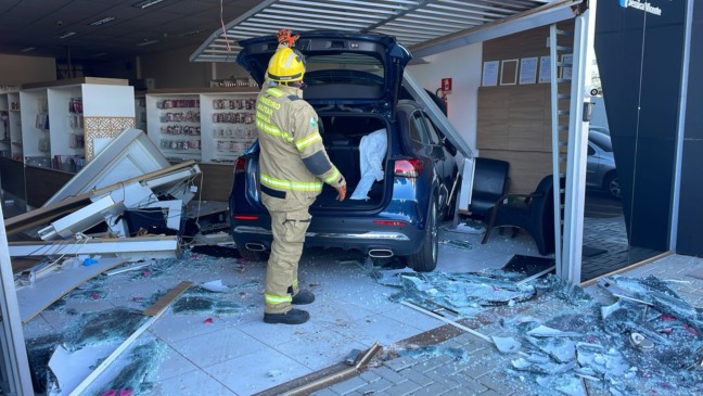 Um grave acidente em Cascavel mobilizou Bombeiros e Polícia. Mulher sofre mal súbito enquanto dirigia SUV - Foto: SOT