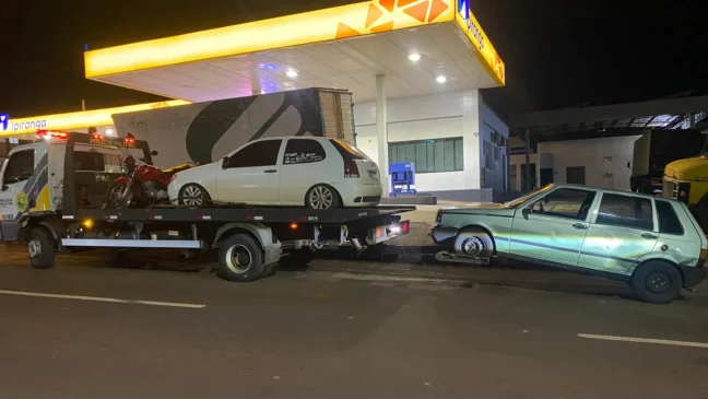 Descubra os resultados da fiscalização em Cascavel, onde a Polícia Militar abordou 21 pessoas e autuou 45 infrações - Foto: PM