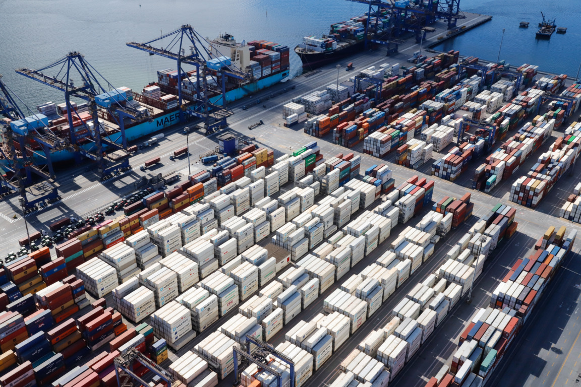 Descubra como a nova tarifação dos Estados Unidos afeta o Brasil e o agronegócio, elevando custos para os consumidores - Foto: Rodrigo Félix Leal/Seil