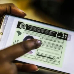Saiba como o custo da CNH pode ser reduzido em até 80% nas categorias A e B com novas mudanças propostas - Foto: Marcello Casal Jr/Agência Brasil