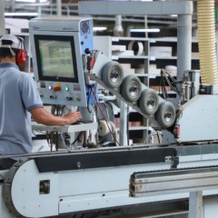 Saiba tudo sobre as 22.174 vagas de trabalho no Paraná, desde o primeiro emprego até posições para profissionais experientes - Foto: José Fernando Ogura/Arquivo AEN