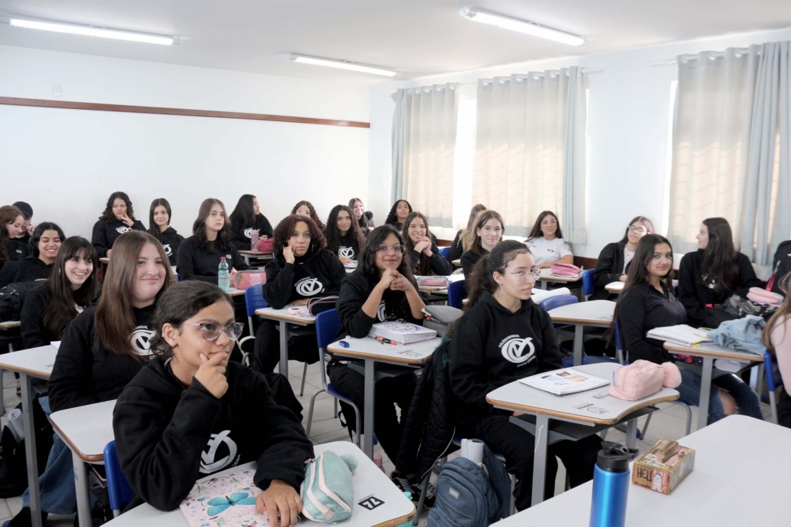Pesquisas mostram que 86% dos pais aprovam a Escola e recomendam o modelo a outros responsáveis - Foto: Hugo Silveira/SEED-PR