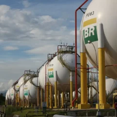 Descubra as novas atualizações dos contratos de gás no Brasil e como a Petrobras ajustou os preços em relação ao petróleo - Foto: André Motta de Souza / Agência Petrobras