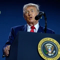 Com exceções, Trump assina decreto que aplica sobretaxa de 50% ao Brasil