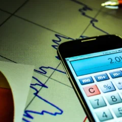Entenda como as expectativas do mercado financeiro para o Brasil mudaram pela 11ª semana consecutiva em 2025 - Foto: Marcello Casal jr/Agência Brasil