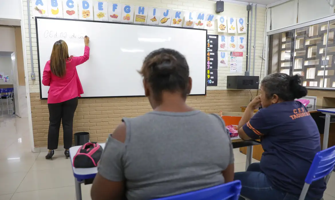 Saiba como pagar a taxa de inscrição da Prova Nacional Docente e não perca o prazo final informado - Foto: Geovana Albuquerque/Agência Brasília