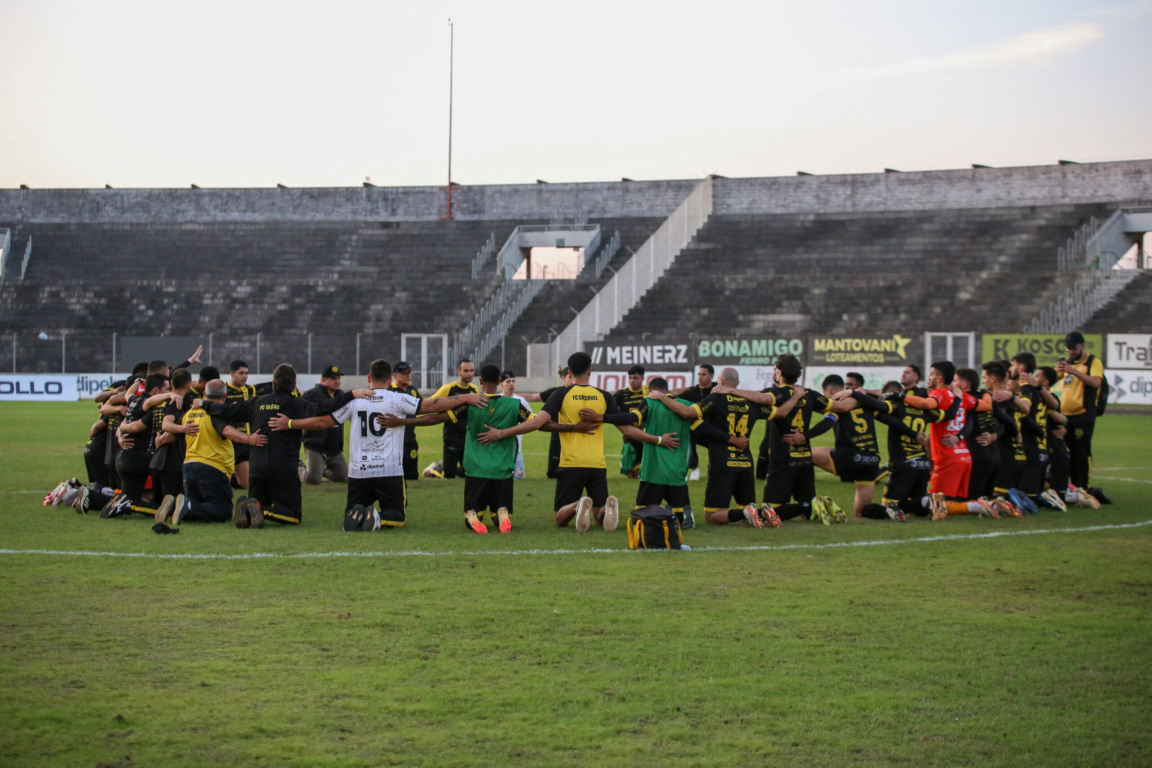 Com ingressos já à venda, o FC Cascavel busca 10 mil torcedores para o confronto decisivo da Série D em casa - Foto: Assessoria/FCC