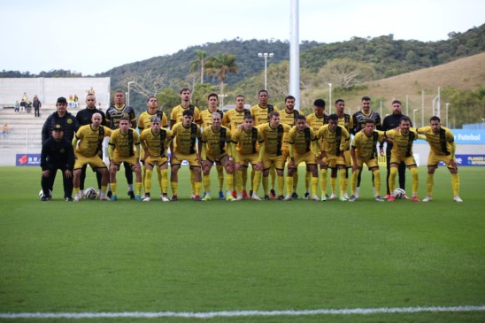 Veja como o FC Cascavel se despediu da Série D após perder para o Barra Clube em um jogo emocionante em Itajái - Foto: Assessoria 