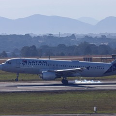 Movimentação no Aeroporto Internacional de Curitiba - Afonso Pena em São José dos Pinhais. Foto: Geraldo Bubniak/AEN