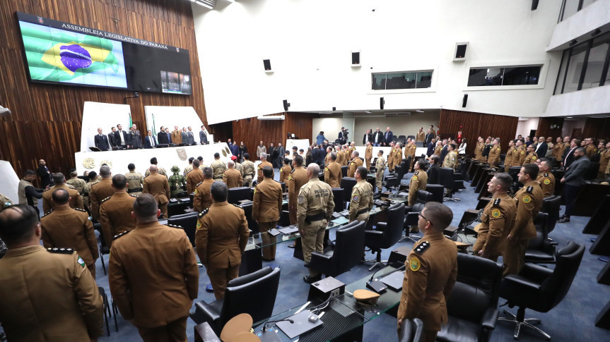 Solenidade lotou o Plenário da Assembleia Legislativa na manhã desta terça-feira (12).
Créditos: Valdir Amaral/Alep