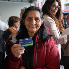 Descubra como a Carteira da Pessoa Idosa está ajudando 14.766 idosos a viajar sem custo pelo Paraná desde maio - Foto: SEMIPI-PR