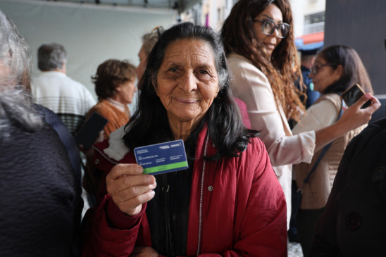Descubra como a Carteira da Pessoa Idosa está ajudando 14.766 idosos a viajar sem custo pelo Paraná desde maio - Foto: SEMIPI-PR