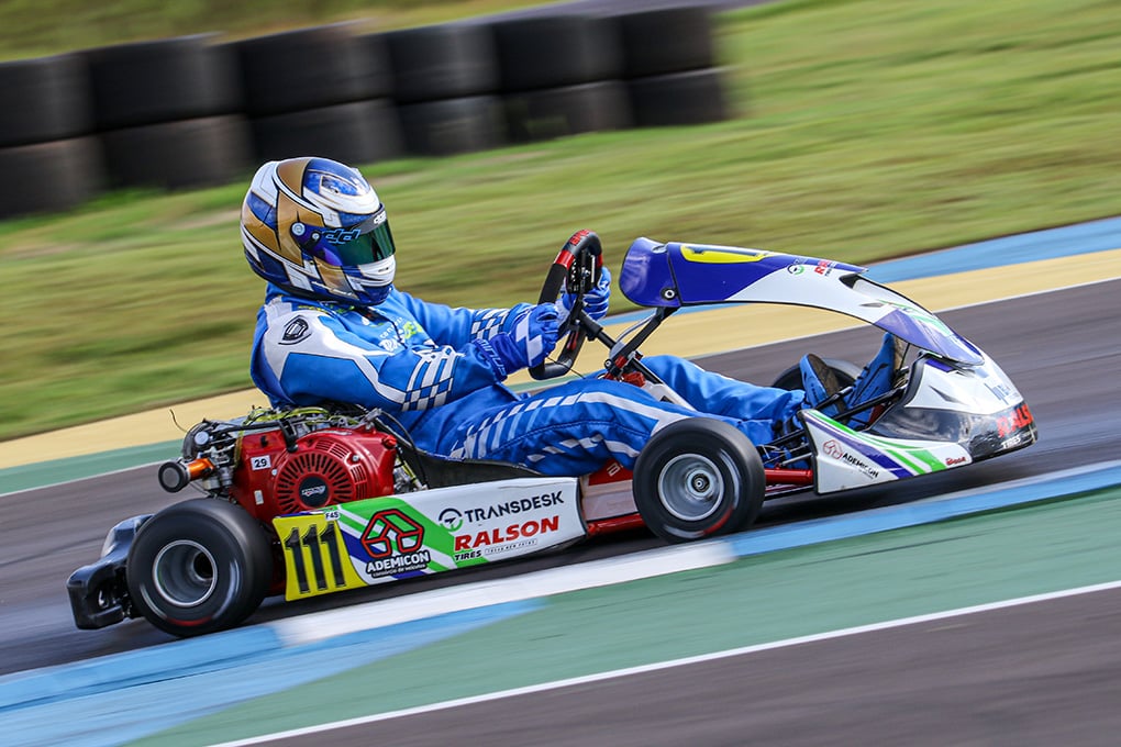 Joelson Alves representará Cascavel na categoria F-4 Super Sênior no Paranaense de Kart. Foto: Tiago Guedes
