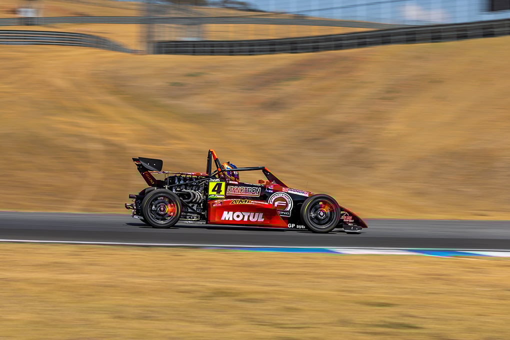 Saiba tudo sobre a 8ª etapa da Fórmula 1600 em Cascavel e a disputa pelo tricampeonato entre Marcel Fachini e João Pedro Morato - Foto: Divulgação