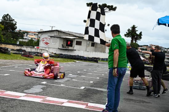 Aristeu Argenta Júnior venceu a primeira etapa e divide a liderança da categoria 125cc Sênior com Fábio Vicente Mathoso - Foto: Clayton Medeiros/Divulgação
