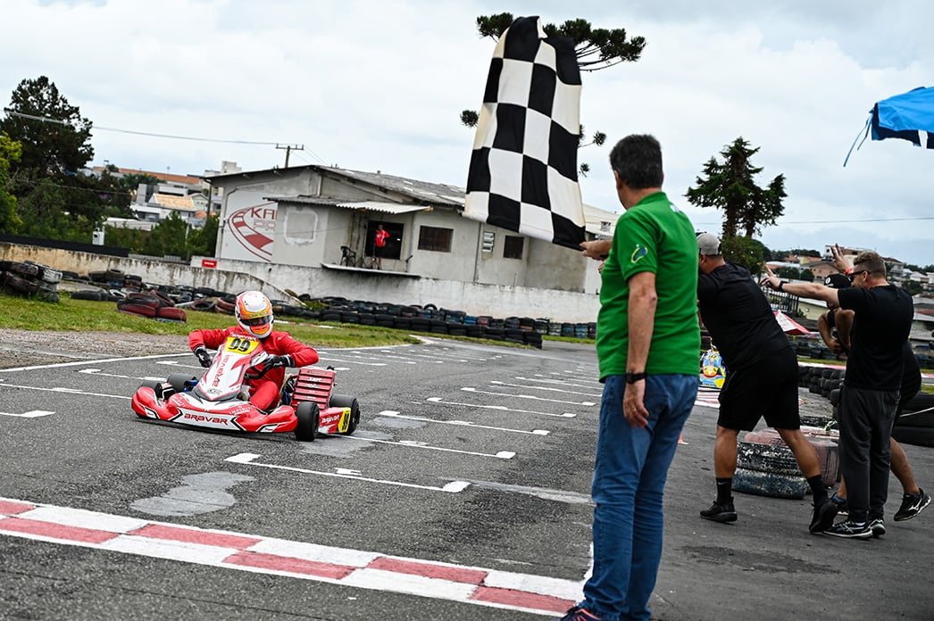 Aristeu Argenta Júnior venceu a primeira etapa e divide a liderança da categoria 125cc Sênior com Fábio Vicente Mathoso - Foto: Clayton Medeiros/Divulgação