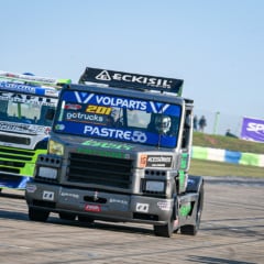 O paranaense Thiago Mânica venceu a categoria F-Truck na Copa SpeedMasx - Foto: Tiago Soares/Divulgação