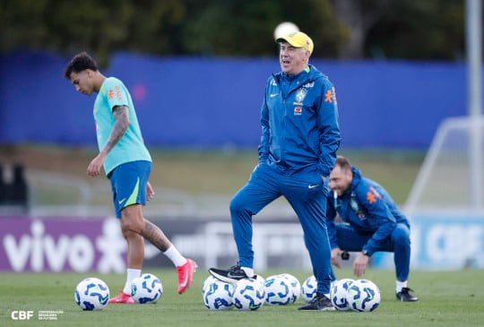 Seleção faz último jogo no país pelas Eliminatórias com escalação ofensiva. Foto: Rafael Ribeiro/CBF