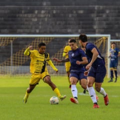 Durante a preparação, FC Cascavel e Foz fizeram um jogo-treino no Olímpico - Foto: Assessoria