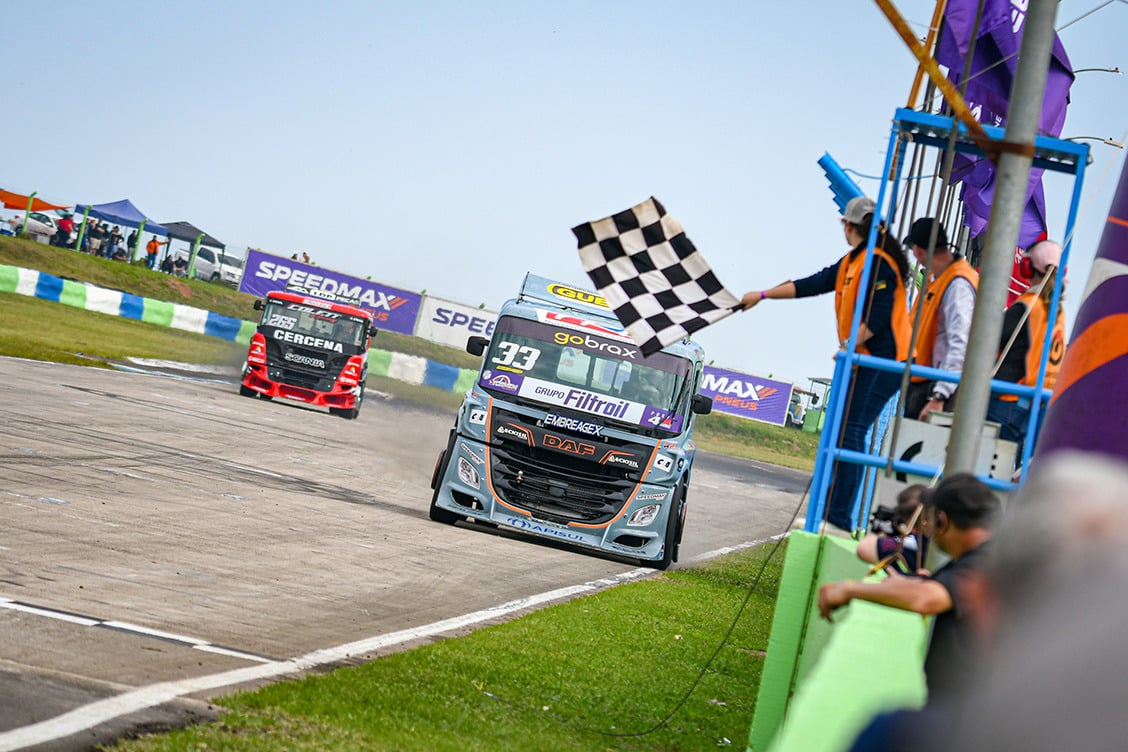 Joãozinho Santa Helena vence em Santa Cruz do Sul e entra na briga direta pelo título da categoria GT Truck - Foto: Tiago Soares/Divulgação