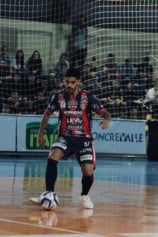 Cascavel Futsal vence Ampére por 3 a 2 na Série Ouro. Descubra os detalhes dessa emocionante partida de futsal - Foto: Kawan Lima