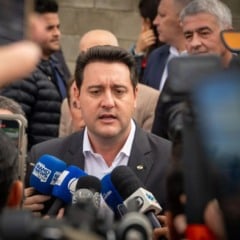 Descubra as articulações políticas em torno das eleições de 2026 e os nomes fortes da oposição ao presidente Lula - Foto: AEN
