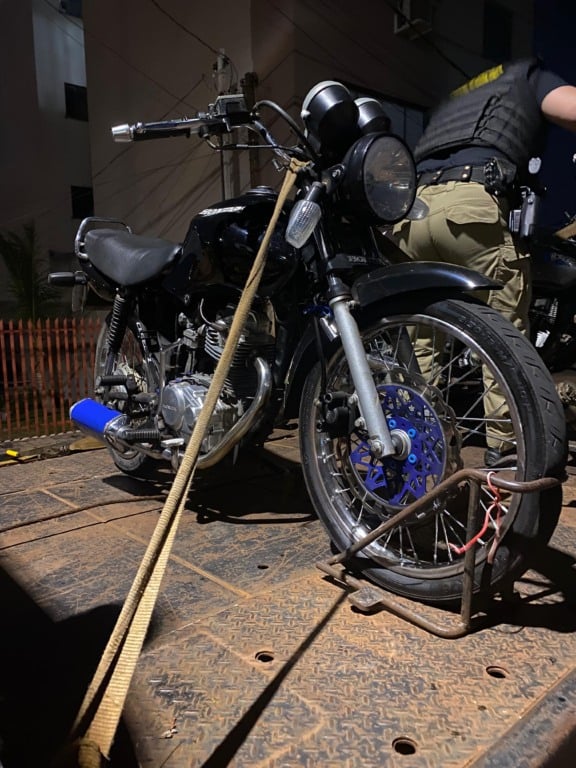 A Polícia Militar de Cascavel realiza patrulhamento ostensivo para coibir infrações de trânsito e promover segurança viária - Foto: Polícia Militar