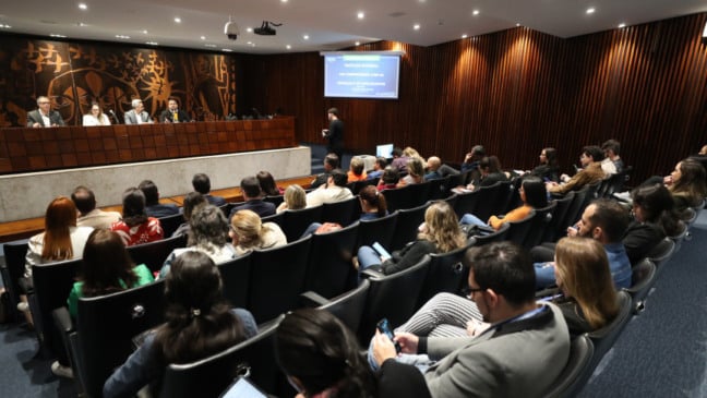 Acompanhe os temas abordados na audiência da Alep sobre a proteção integral de crianças e adolescentes no estado - Foto: Orlando Kissner/Alep