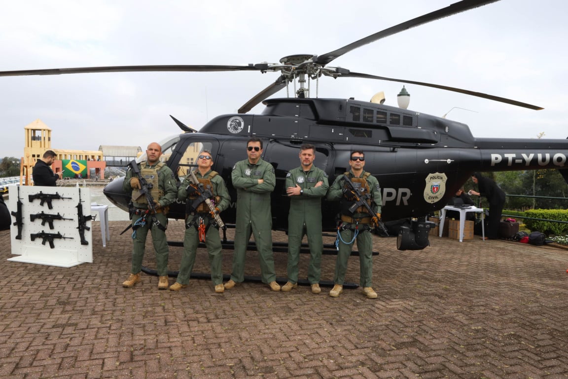 O Governo do Paraná apresenta cinco novos helicópteros para fortalecer a segurança pública do Estado e ampliar a frota aérea - Foto: Ari Dias/AEN