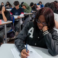 Saiba mais sobre a Prova Paraná, uma avaliação que beneficia mais de 1,1 milhão de estudantes da educação pública - Foto: Lucas Fermin/SEED