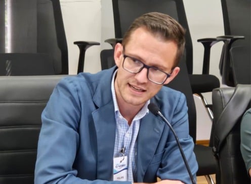 Felipe falou sobre a Conferência durante reunião do Consad, em Foz do Iguaçu - Foto: Assessoria