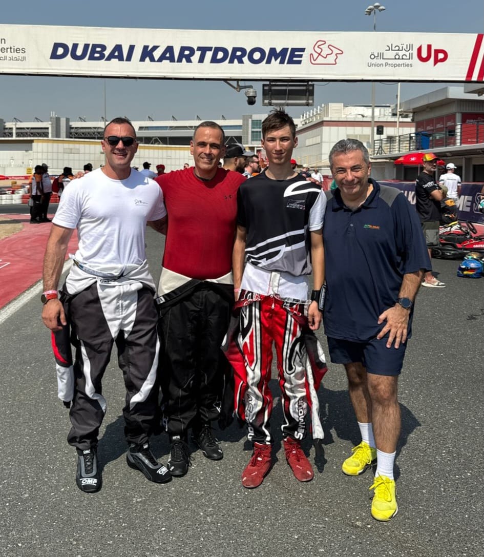 Felipe Seraphim, Marcelo Couto e Alexander Seymour e seu pai Andrew Seymour - Foto: Divulgação Felipe Seraphim, Marcelo Couto e Alexander Seymour e seu pai Andrew Seymour - Foto: Divulgação