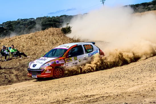 Descubra os detalhes da última etapa do Campeonato Brasileiro de Rally de Velocidade em Severiano de Almeida, focando nos automóveis - Foto: Divulgação