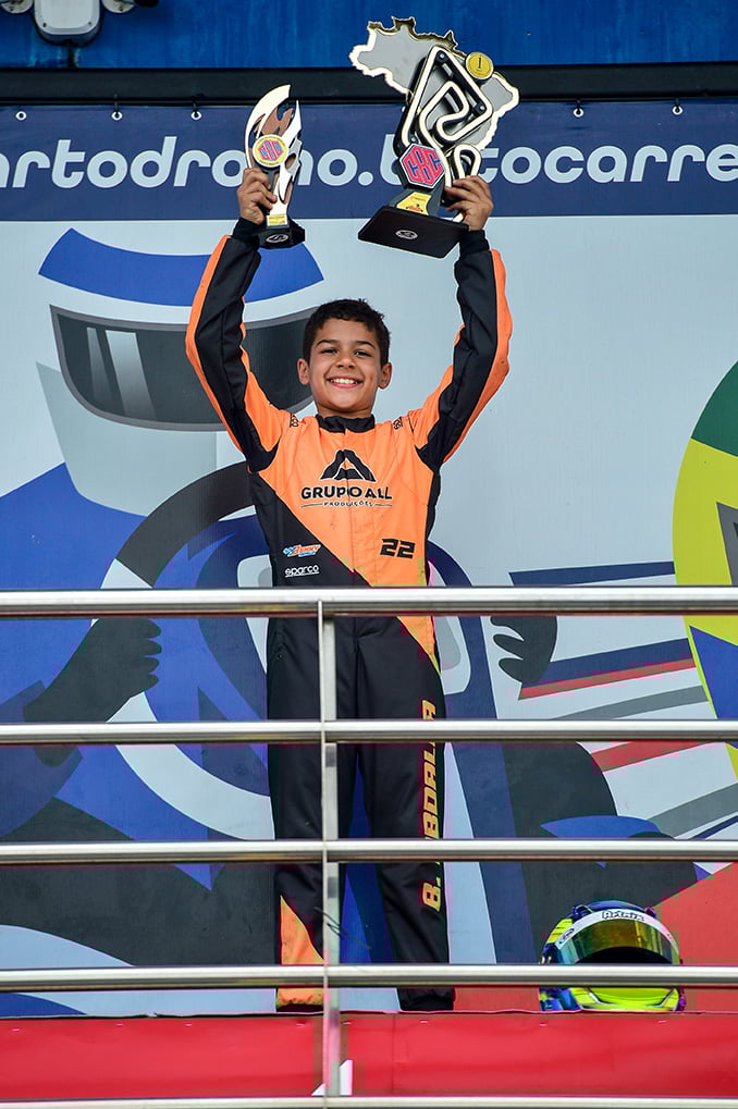 Benny Abdalla brilha na Copa Beto Carrero de Kart. Confira os detalhes sobre os automóveis e suas competições - Foto: Divulgação Benny Abdalla brilha na Copa Beto Carrero de Kart. Confira os detalhes sobre os automóveis e suas competições - Foto: Divulgação