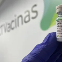 Saiba tudo sobre a vacina SpiN-TEC, a primeira vacina nacional contra a covid-19, que promete segurança e eficácia - Foto: Virgínia Muniz/CTVacinas