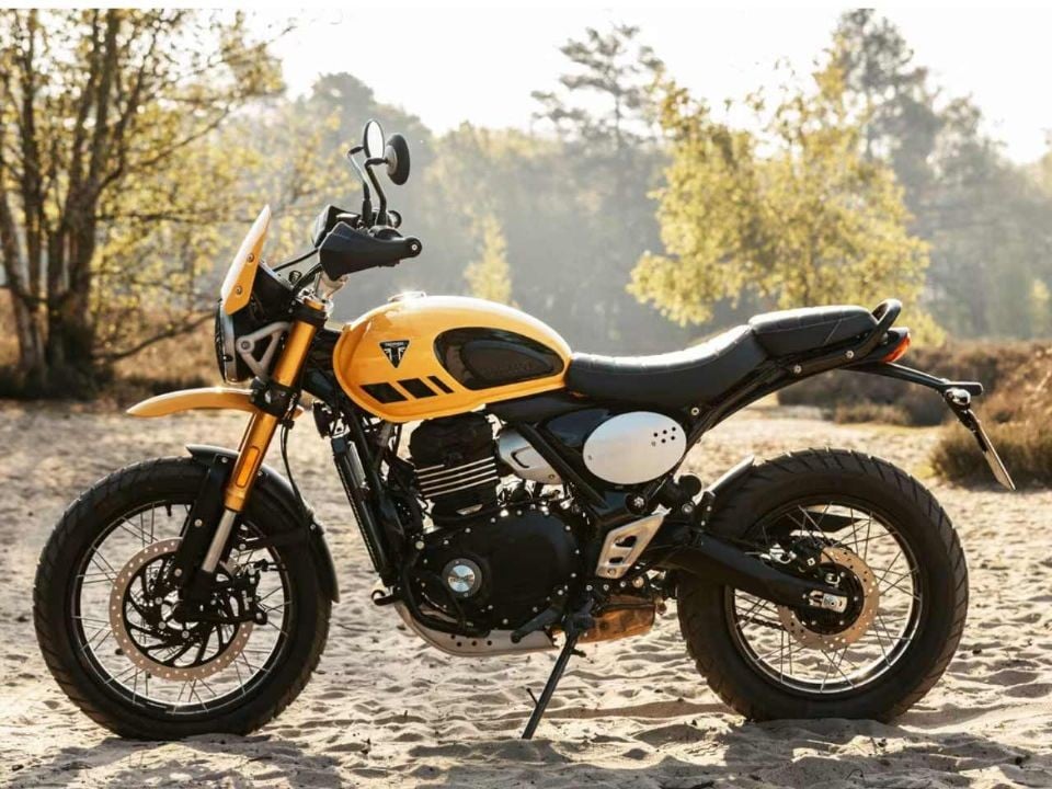 Conheça os novos modelos de carros da Triumph, incluindo a impressionante Scrambler 400 XC e suas opções competitivas - Foto: Divulgação