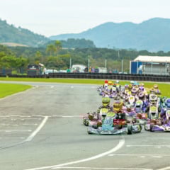 Acompanhe a Copa Beto Carrero de Kart e descubra tudo sobre os automóveis que impulsionam essa emocionante competição - Foto: Divulgação