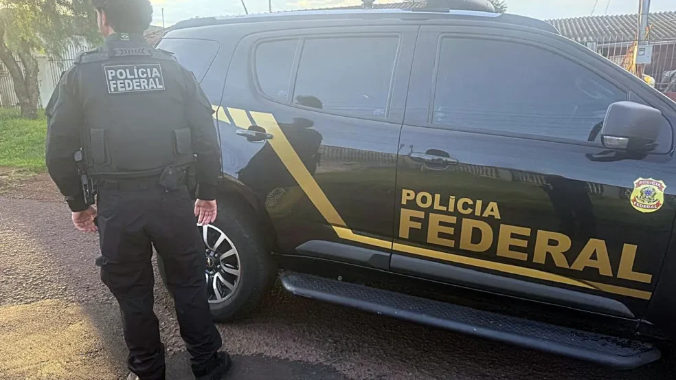 Polícia Federal realiza busca em Cascavel para investigar crimes relacionados a material de abuso sexual infantojuvenil online - Foto: Divulgação/PF