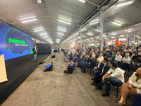Segundo Ratinho Junior, o Paraná vive um ciclo de crescimento consistente na produção de proteína animal - Foto: Vandré Dubiela/O Paraná  Segundo Ratinho Junior, o Paraná vive um ciclo de crescimento consistente na produção de proteína animal - Foto: Vandré Dubiela/O Paraná