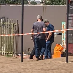 Na tarde de sábado (25), a Delegacia de Homicídios de Cascavel foi acionada para atender a uma ocorrência de disparos de arma de fogo - Foto: Luiz Felipe Max
