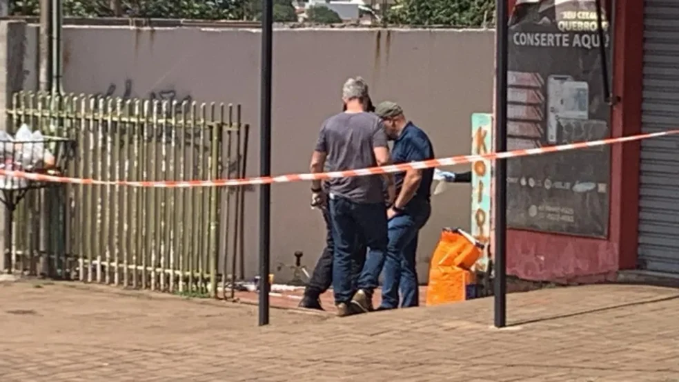 Na tarde de sábado (25), a Delegacia de Homicídios de Cascavel foi acionada para atender a uma ocorrência de disparos de arma de fogo - Foto: Luiz Felipe Max