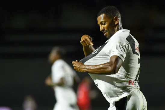 Ponte Preta quebra jejum de 125 anos e conquista título nacional com vitória histórica na Série C do Campeonato Brasileiro - Foto: Marcos Ribolli/PontePress