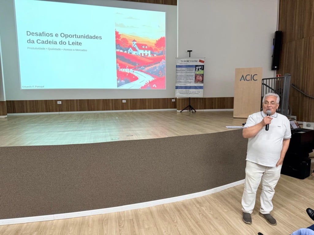 Entenda os desafios da produção de leite no Brasil e como o preço pago ao produtor impacta a sustentabilidade do setor - Foto: Vandré Dubiela / O Paraná