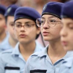 Descubra o novo projeto de lei enviado à Alep que amplia o programa de colégios cívico-militares no Paraná - Foto: AEN 