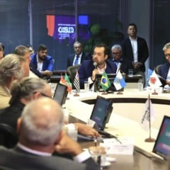 A narrativa oficial do Governo Lula 3 se concentra em reformas institucionais e no debate sobre segurança pública - Foto: Rogério Santana/Governo do RJ